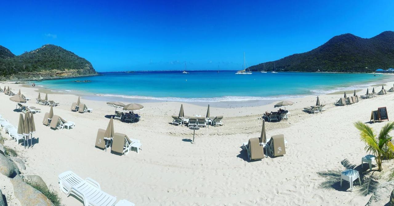 Le Domaine Anse Marcel Beach Resort Esterno foto