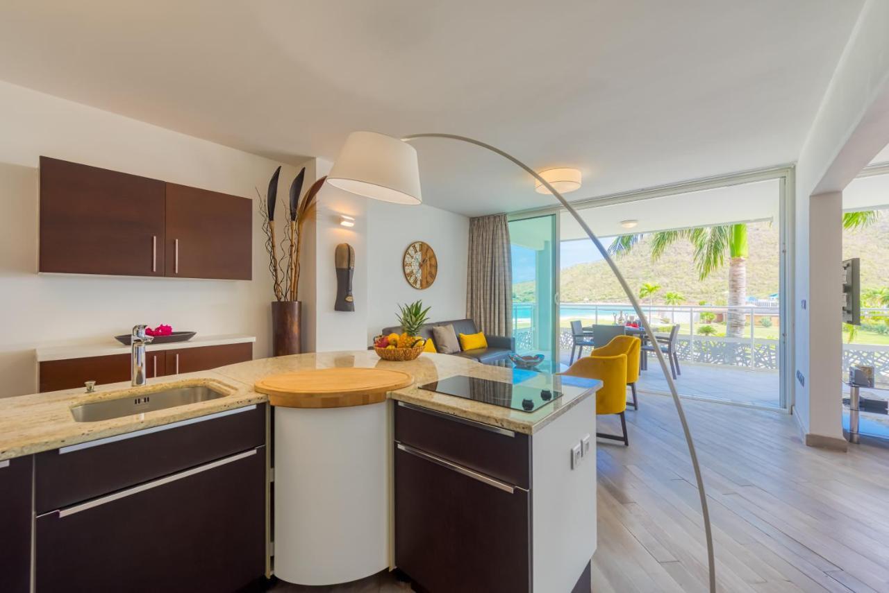 Le Domaine Anse Marcel Beach Resort Esterno foto